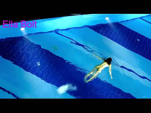 ❤️ لا أستطيع التوقف عن المشاهدة ، تم القبض على شقراء شابة تسبح عارية في مسبح منتجع ELLA BOLT في الإباحية٪ ar.hentaivost.ru٪